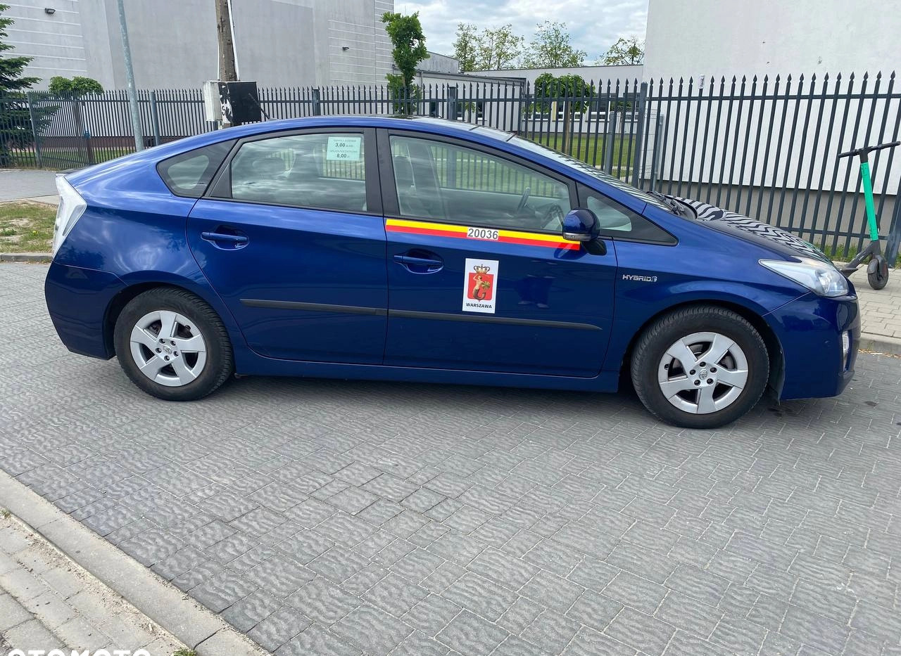 Toyota Prius cena 41000 przebieg: 241000, rok produkcji 2011 z Radzymin małe 92